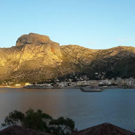 Alojamento de Acomodação e Pequeno-almoço La Palma San Francesco 3*