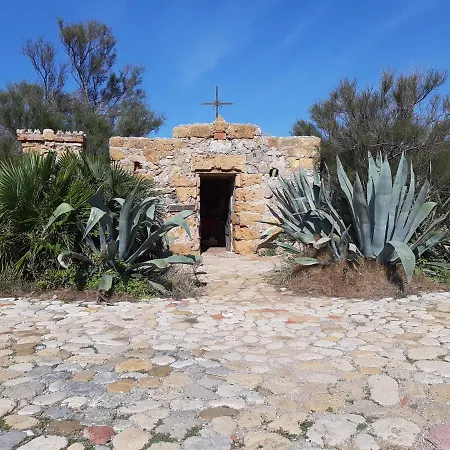 Alojamento de Acomodação e Pequeno-almoço La Palma San Francesco 3*